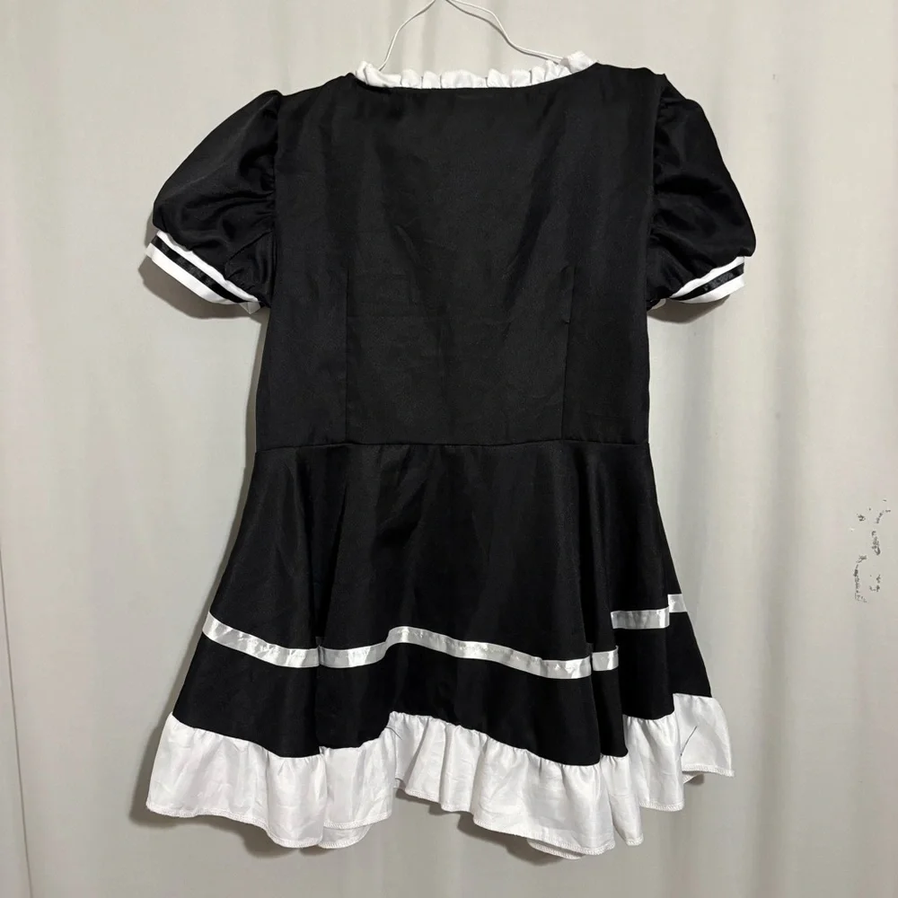 Black & White Girls Maid Dress Halloween Costume Size XL - Picture 4 of 10